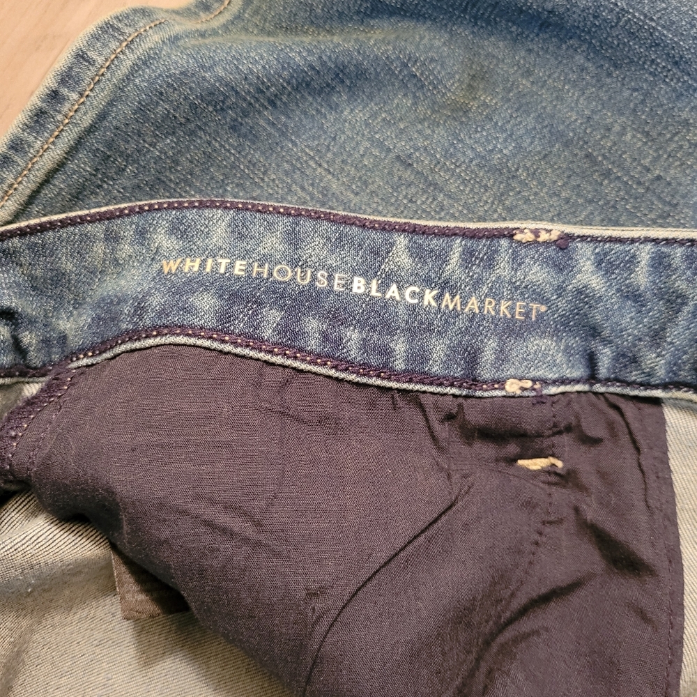 WHBM Curvy Slim Jeans, Like New - Picture 6 of 9